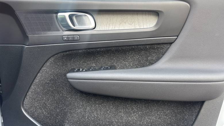 Volvo Xc40 1.5 T3 [163] Inscription Pro 5dr Geartronic Petrol Estate